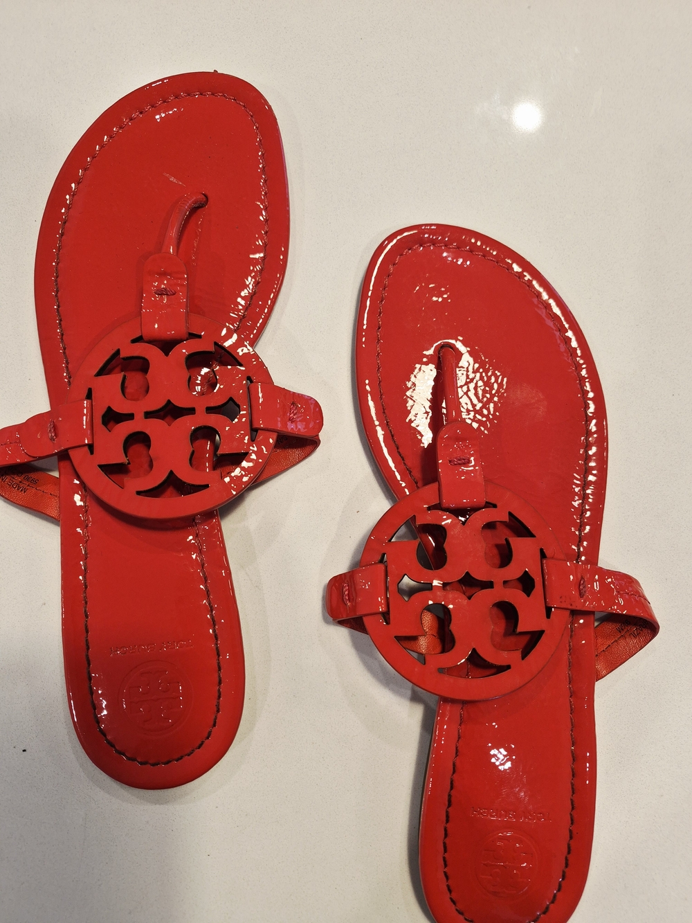 Tory Burch Miller Patent Leather Thong Sandals in Red Size 9.5